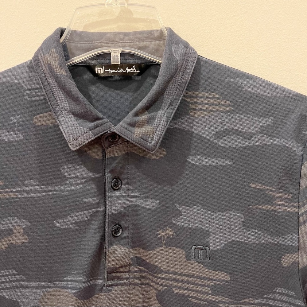 Travis Mathew Polo Shirt Mens Large Camo Golf Performance Beachside Dark Stealth